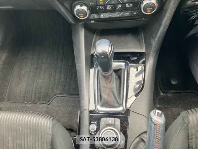 Mazda AXELA 2015-08 7877550-21