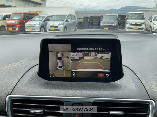 Mazda AXELA 2017-10 7877547-12