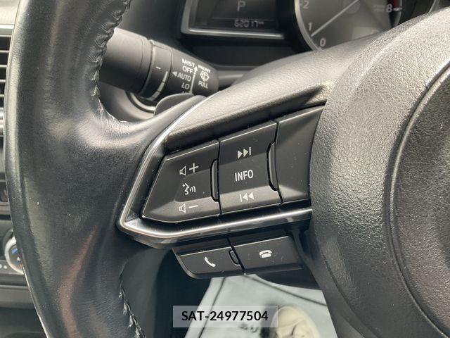 Mazda AXELA 2017-10 7877547-19