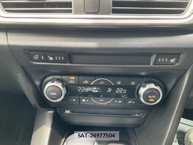 Mazda AXELA 2017-10 7877547-22