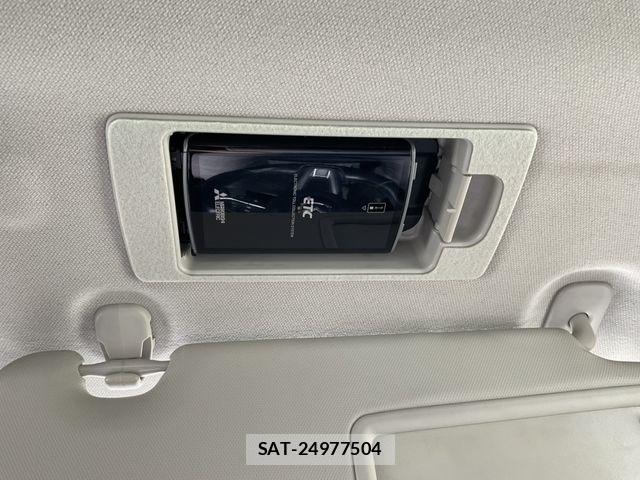 Mazda AXELA 2017-10 7877547-23