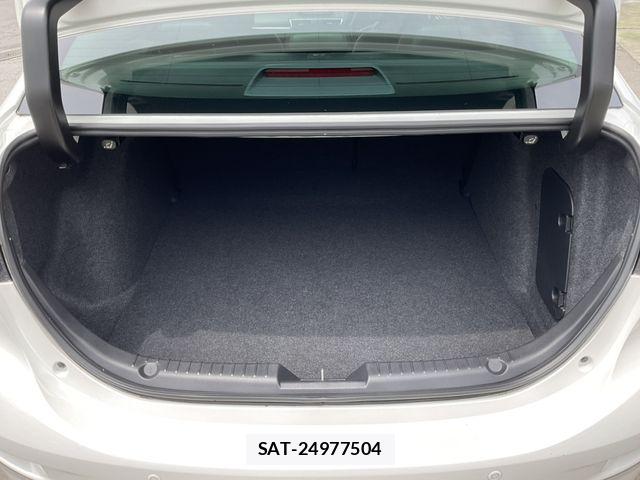 Mazda AXELA 2017-10 7877547-27