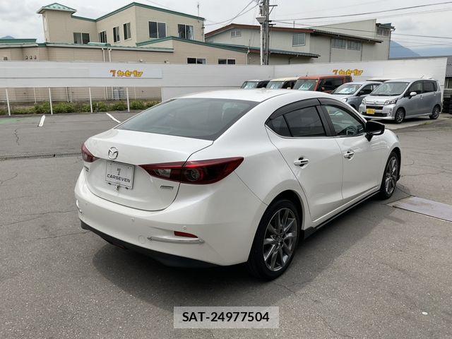 Mazda AXELA 2017-10 7877547-7