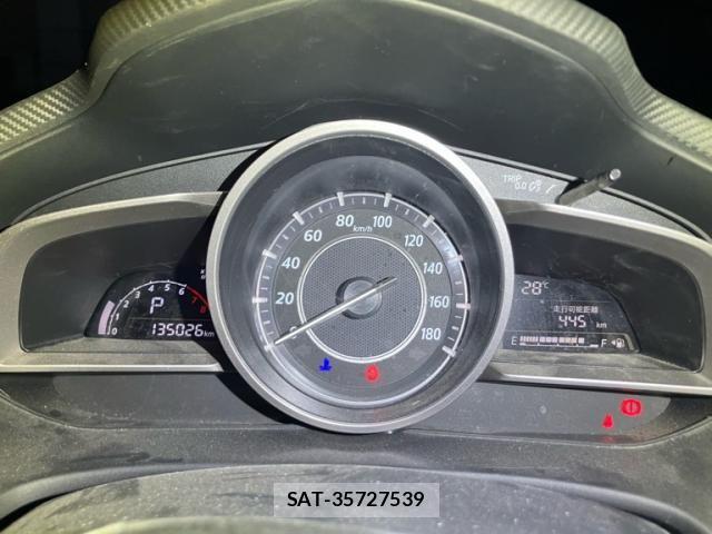 Mazda AXELA 2014-02 7877551-17