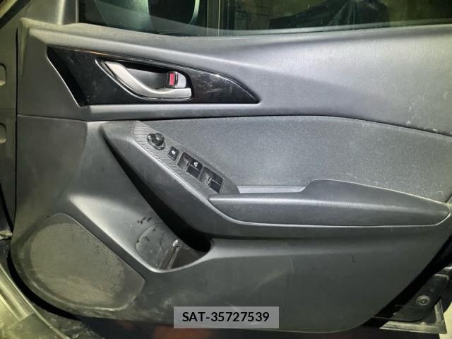 Mazda AXELA 2014-02 7877551-19