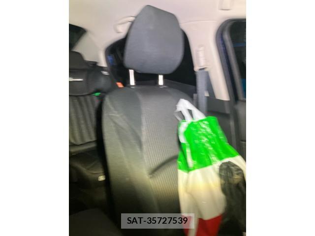 Mazda AXELA 2014-02 7877551-24