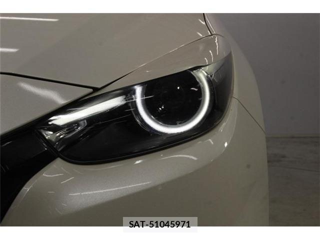 Mazda AXELA 2016-09 7979831-14