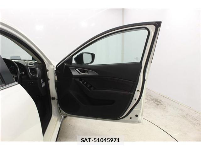 Mazda AXELA 2016-09 7979831-29
