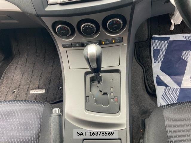 Mazda AXELA 2009-07 8036567-6