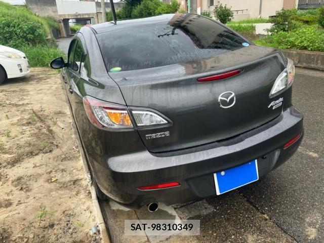 Mazda AXELA 2013-03 8036565-2