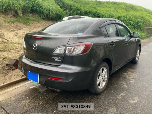 Mazda AXELA 2013-03 8036565-3