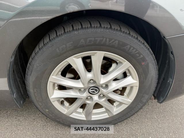Mazda AXELA 2016-06 8100267-3