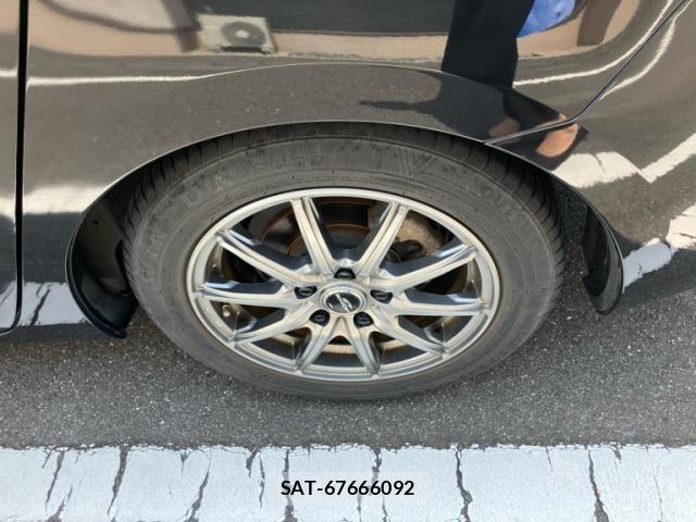 Mazda AXELA 2011-05 8131095-11