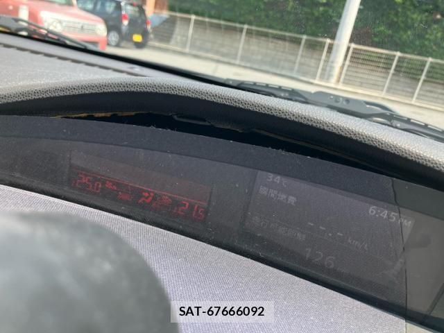 Mazda AXELA 2011-05 8131095-24