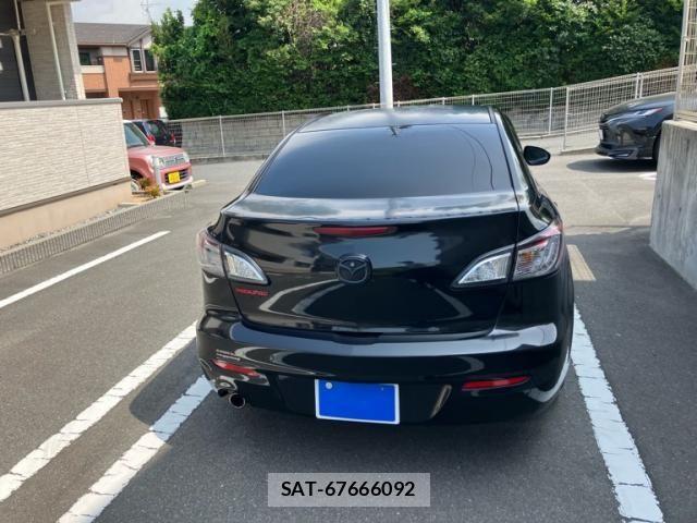 Mazda AXELA 2011-05 8131095-7