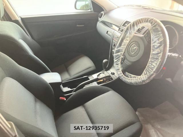 Mazda AXELA 2007-04 8208536-3