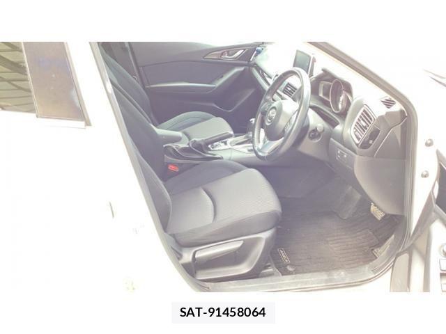 Mazda AXELA 2015-07 8245810-14