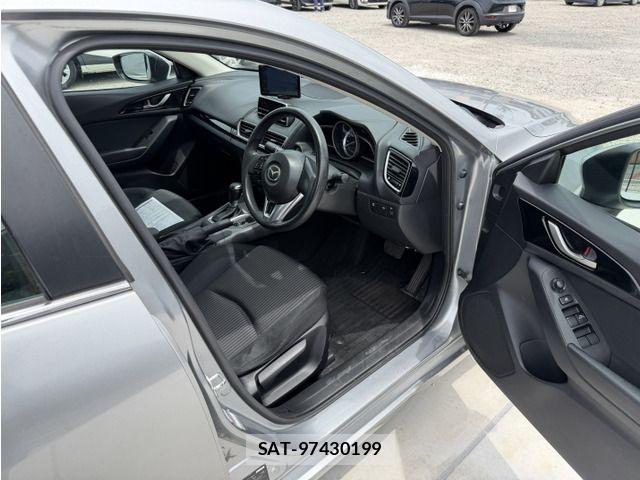 Mazda AXELA 2014-06 8245811-10