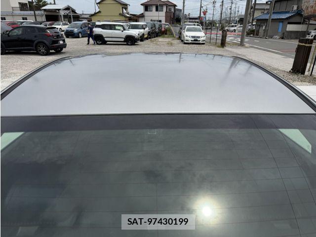 Mazda AXELA 2014-06 8245811-14