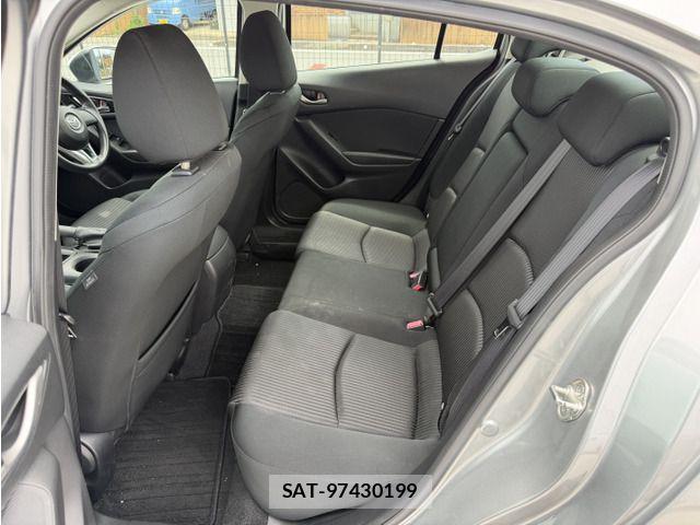 Mazda AXELA 2014-06 8245811-18