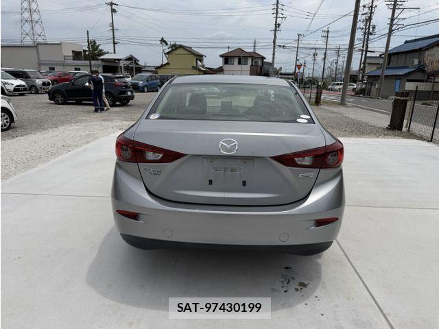 Mazda AXELA 2014-06 8245811-6