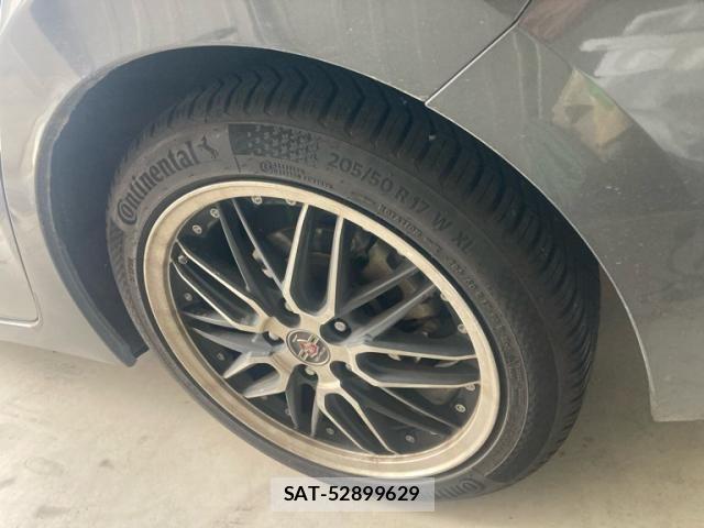 Mazda AXELA 2014-01 8315282-11