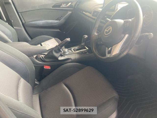 Mazda AXELA 2014-01 8315282-13