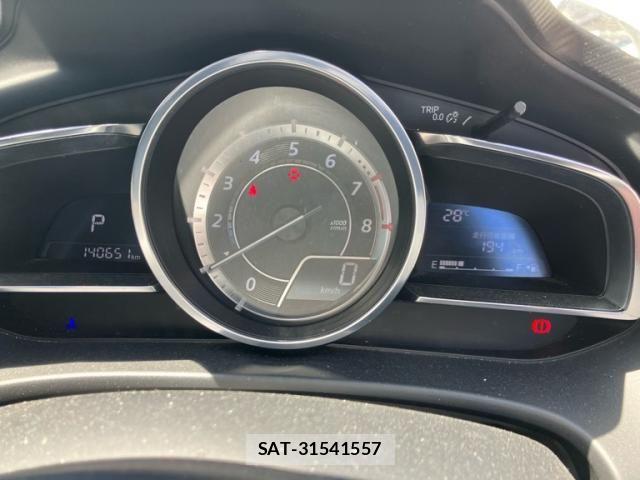 Mazda AXELA 2016-01 8336665-17