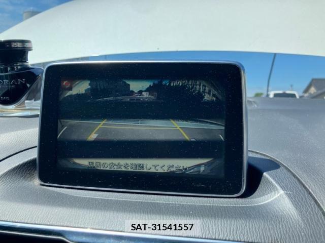 Mazda AXELA 2016-01 8336665-23