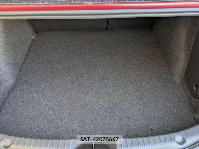 Mazda AXELA 2015-01 8354893-12