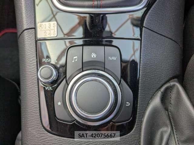 Mazda AXELA 2015-01 8354893-23
