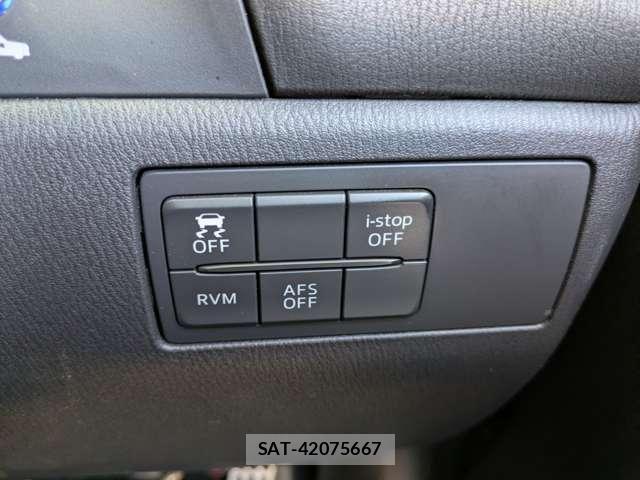 Mazda AXELA 2015-01 8354893-27