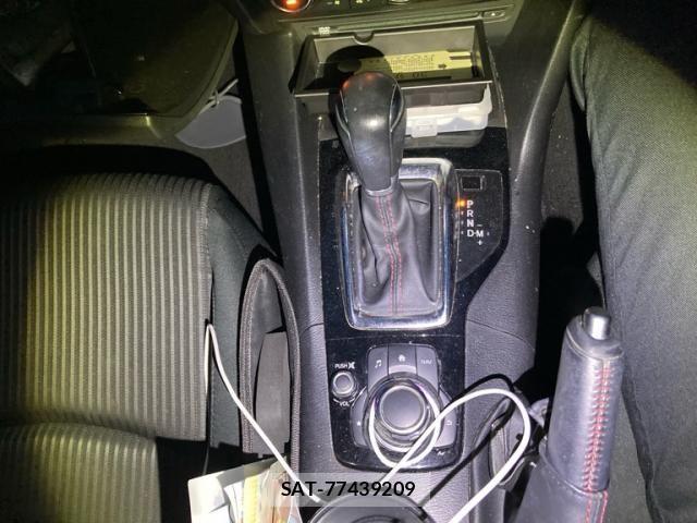 Mazda AXELA 2013-11 8366839-20