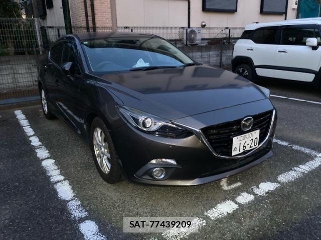 Mazda AXELA 2013-11 8366839-2