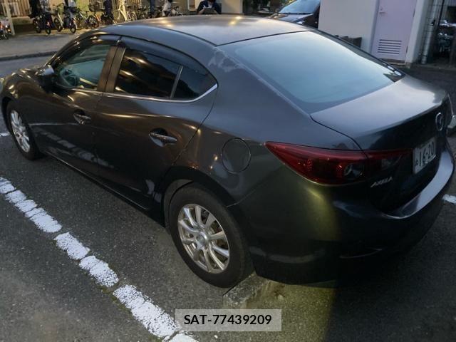 Mazda AXELA 2013-11 8366839-4