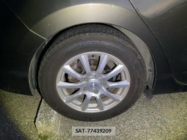 Mazda AXELA 2013-11 8366839-7