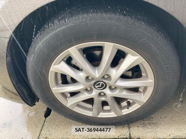 Mazda AXELA 2017-01 8366840-10