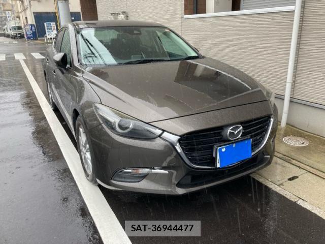 Mazda AXELA 2017-01 8366840-2