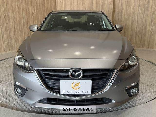 Mazda AXELA 2016-07 8366841-15