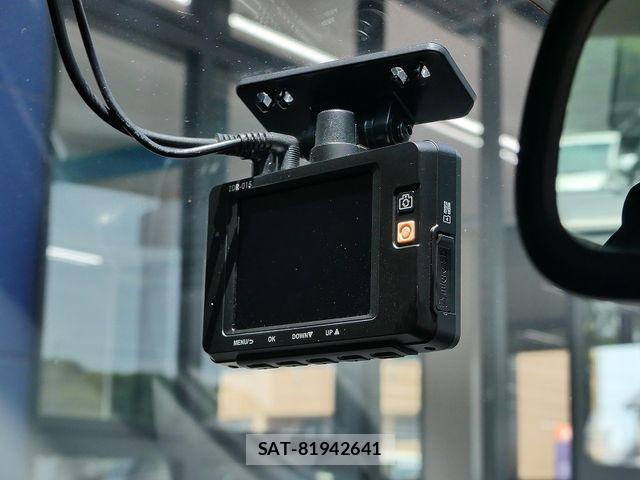 Mazda AXELA 2018-10 8413416-11