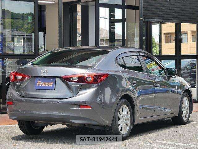 Mazda AXELA 2018-10 8413416-1