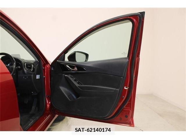 Mazda AXELA 2015-03 8485680-28