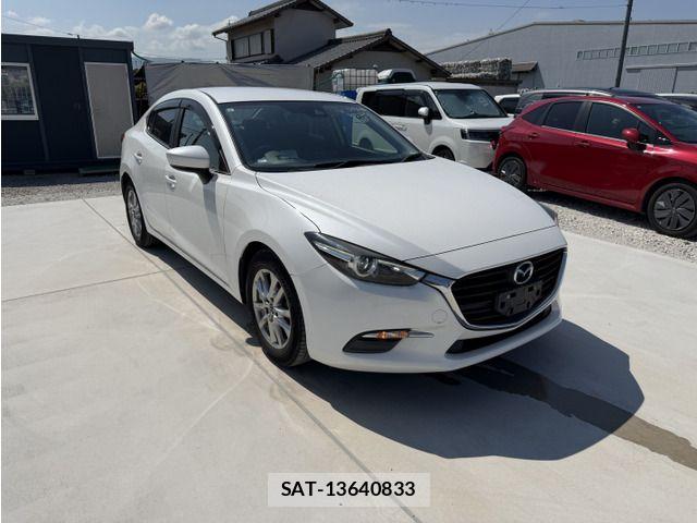 Mazda AXELA 2017-05 8525638-8