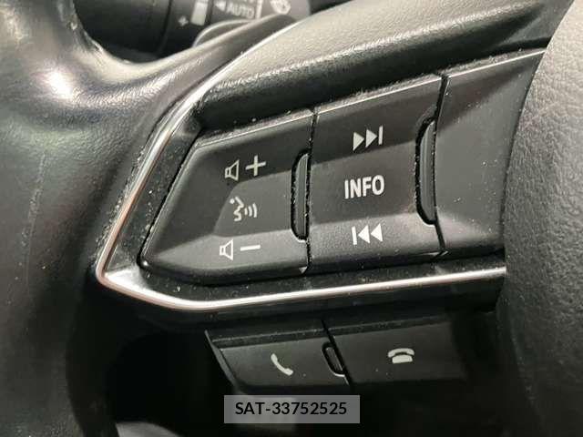 Mazda AXELA 2016-08 8525640-10