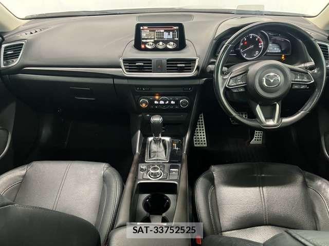 Mazda AXELA 2016-08 8525640-14