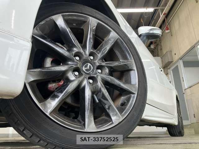 Mazda AXELA 2016-08 8525640-15