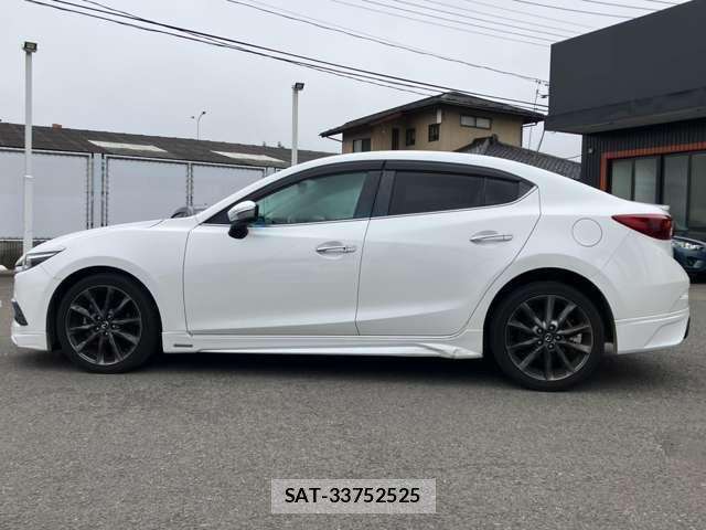 Mazda AXELA 2016-08 8525640-17