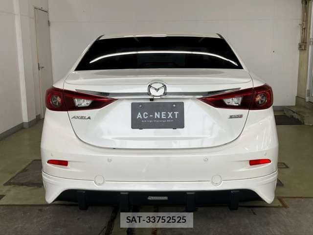 Mazda AXELA 2016-08 8525640-18