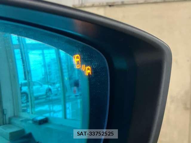 Mazda AXELA 2016-08 8525640-1