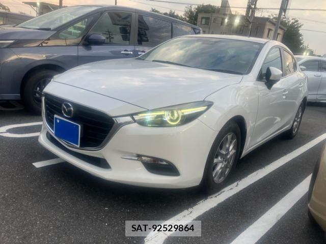 Mazda AXELA 2017-11 8525637-2